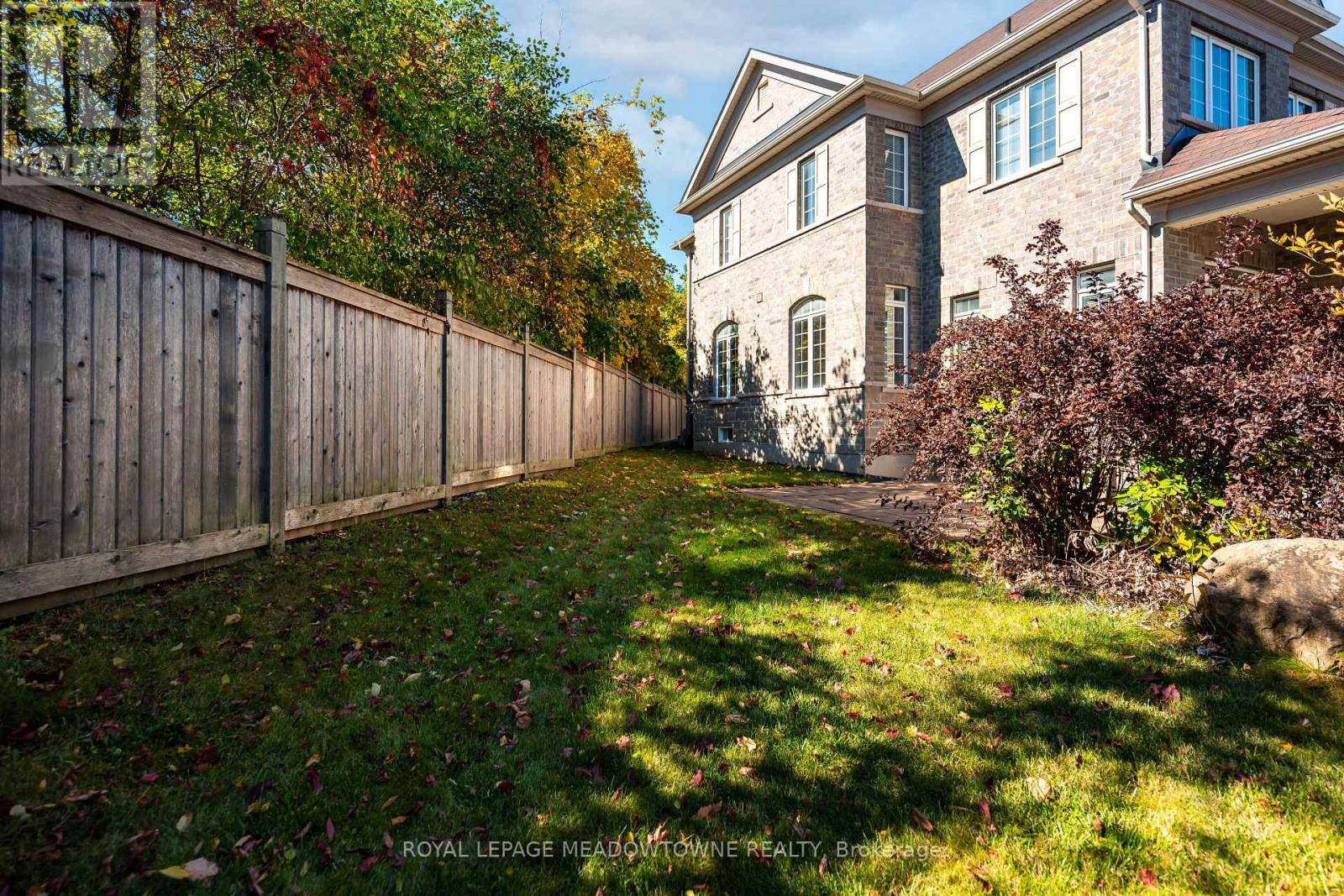 16 Ridgegate Crescent, Halton Hills, Ontario  L7G 0L1 - Photo 10 - W14010622