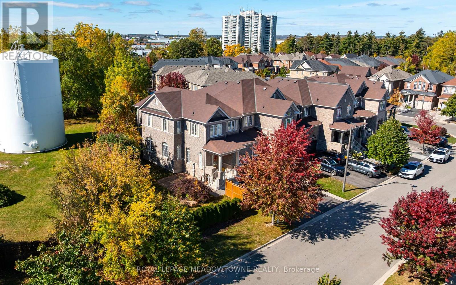 16 Ridgegate Crescent, Halton Hills, Ontario  L7G 0L1 - Photo 8 - W14010622