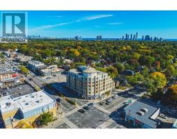 202 - 935 ROYAL YORK ROAD E, Toronto, Ontario