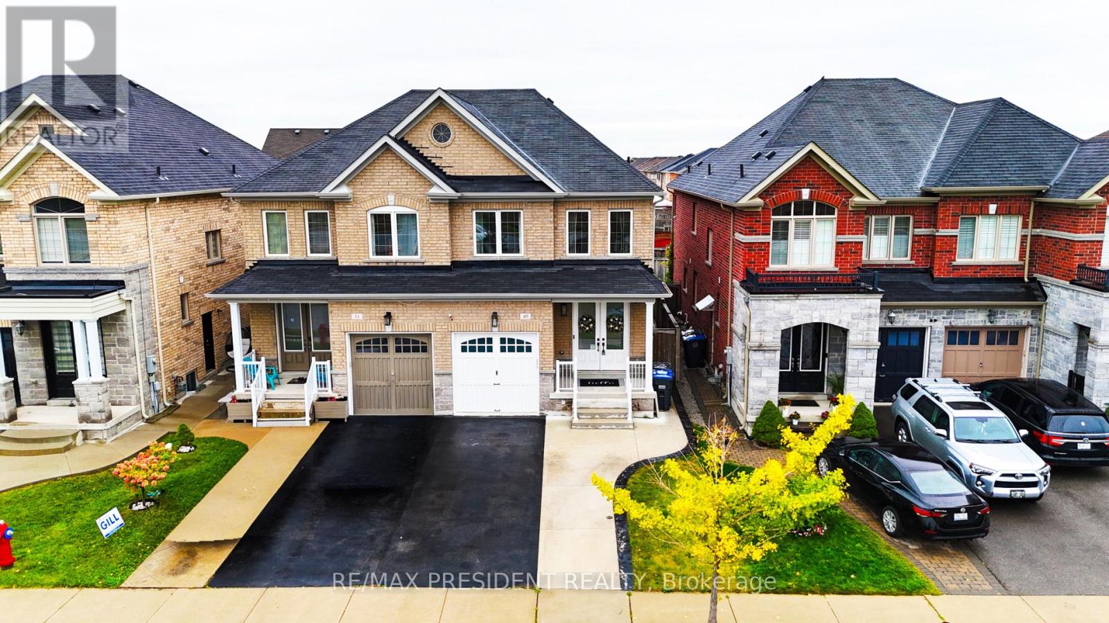 49 Campwood Crescent, Brampton, Ontario  L6P 3S6 - Photo 2 - W14011330