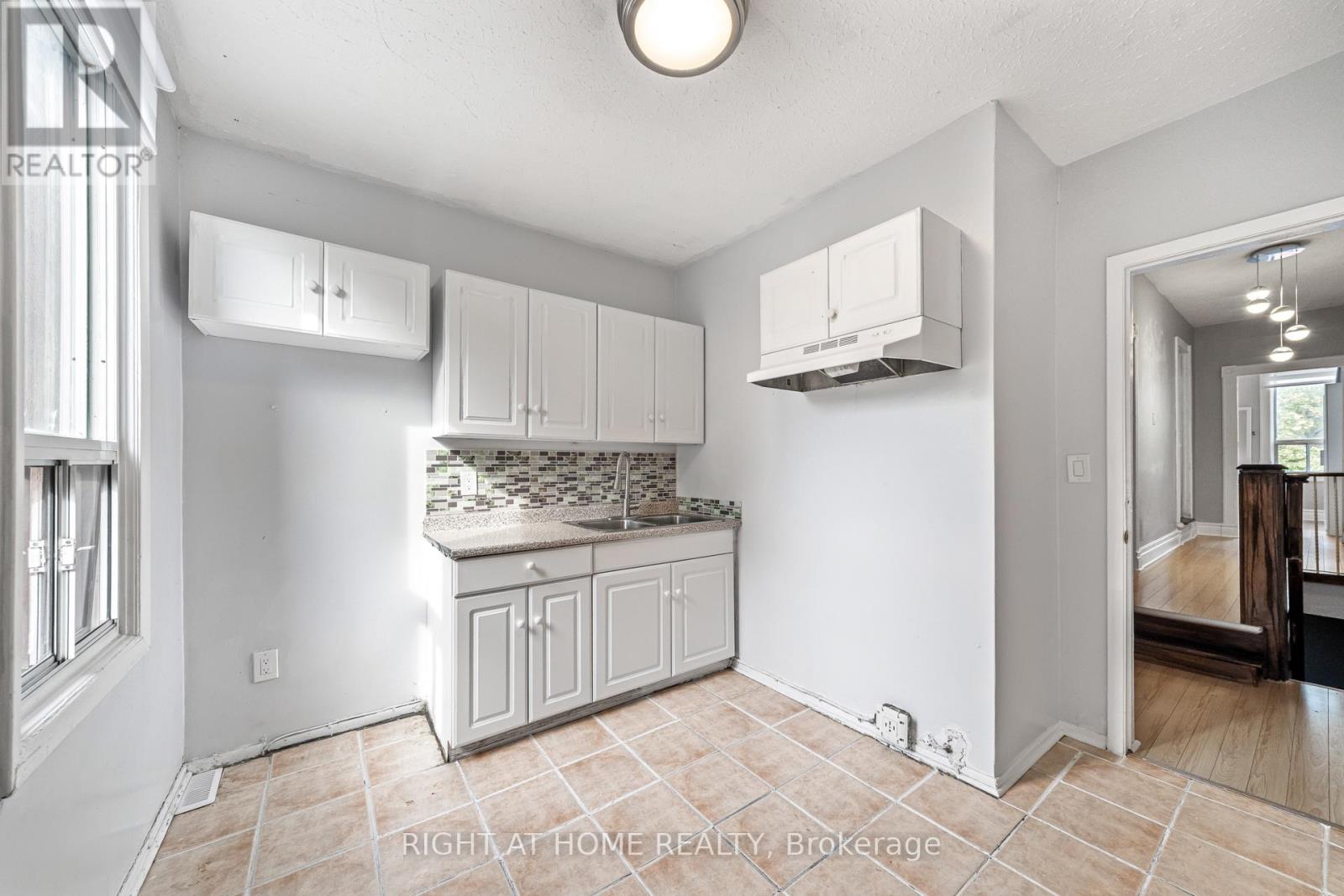 138 Osler Street, Toronto, Ontario  M6N 2Y8 - Photo 23 - W14011508