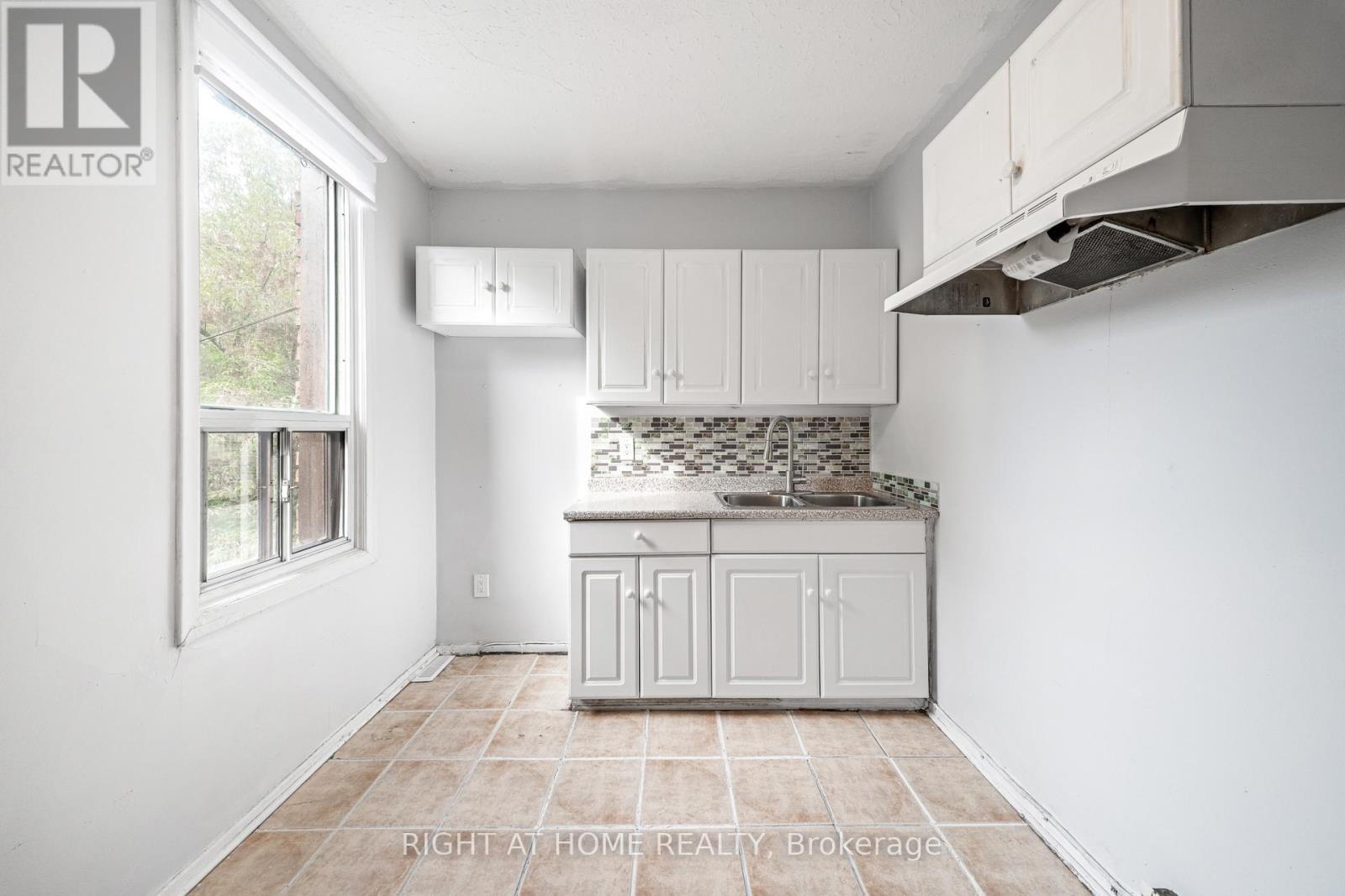 138 Osler Street, Toronto, Ontario  M6N 2Y8 - Photo 24 - W14011508