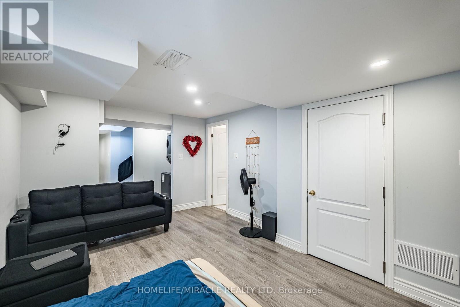 5881 Delle Donne Drive, Mississauga, Ontario  L5M 7A2 - Photo 39 - W14012158