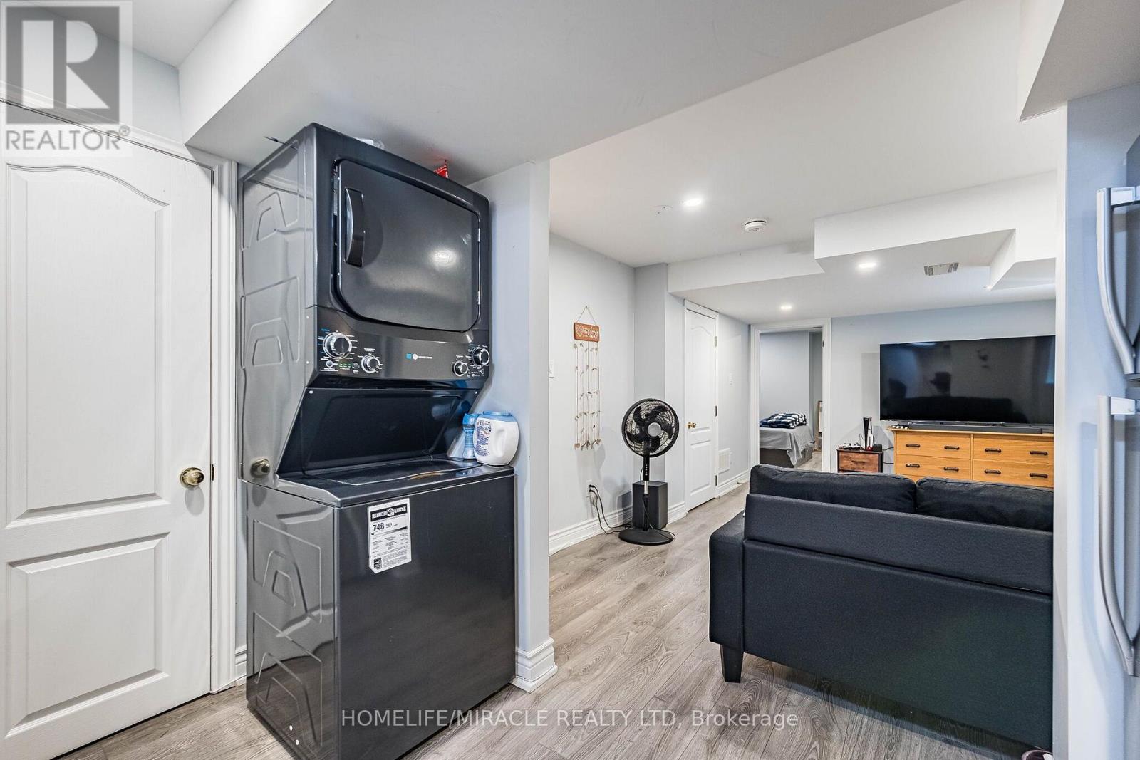 5881 Delle Donne Drive, Mississauga, Ontario  L5M 7A2 - Photo 40 - W14012158