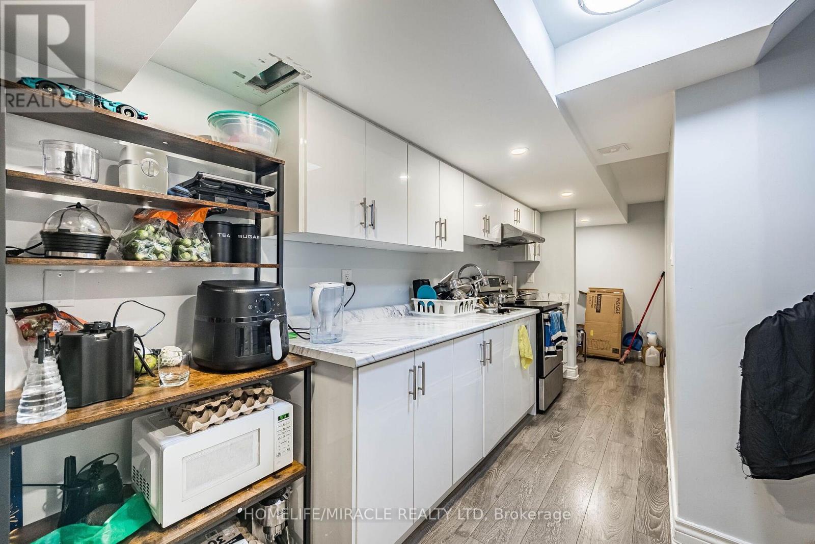 5881 Delle Donne Drive, Mississauga, Ontario  L5M 7A2 - Photo 42 - W14012158