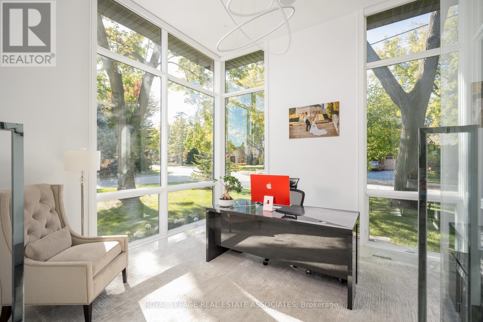 1589 Glenhill Crescent, Mississauga, Ontario  L5H 3C4 - Photo 4 - W14012340