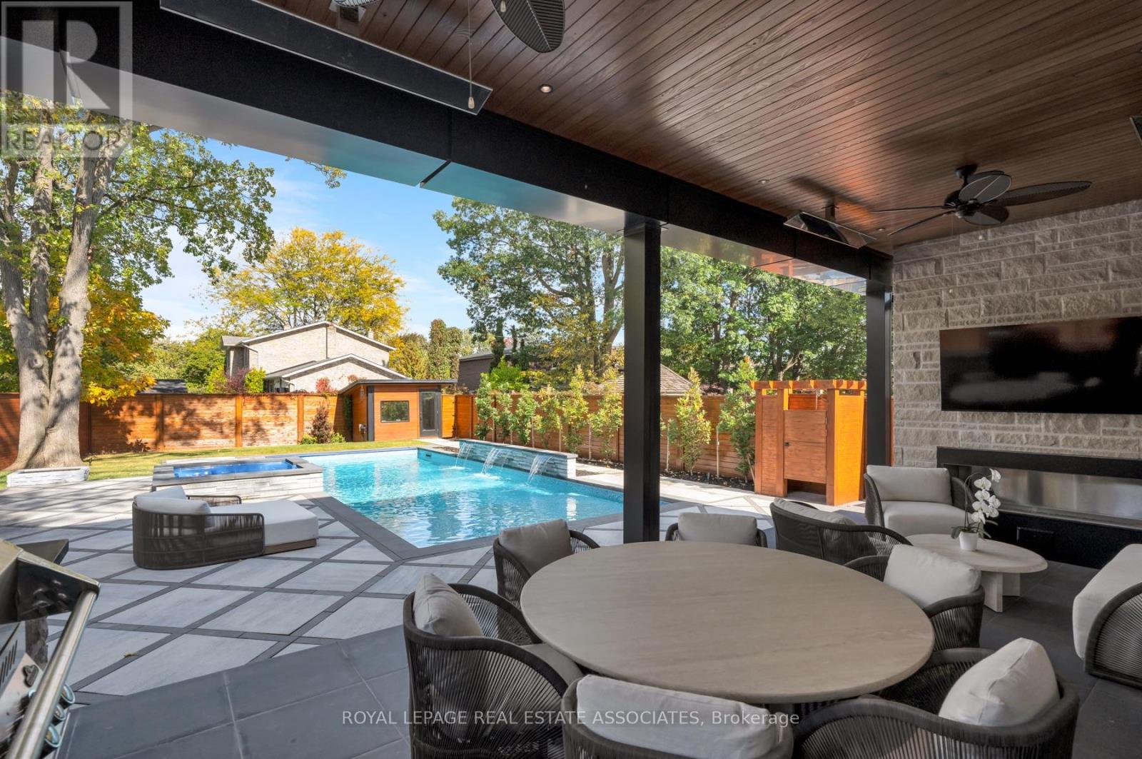 1589 Glenhill Crescent, Mississauga, Ontario  L5H 3C4 - Photo 41 - W14012340
