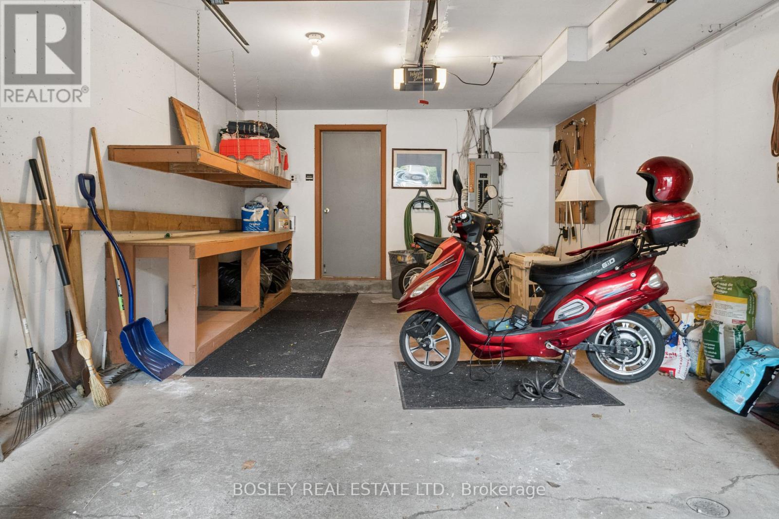 37 Hillsview Avenue, Toronto, Ontario  M6P 1J4 - Photo 47 - W14012380