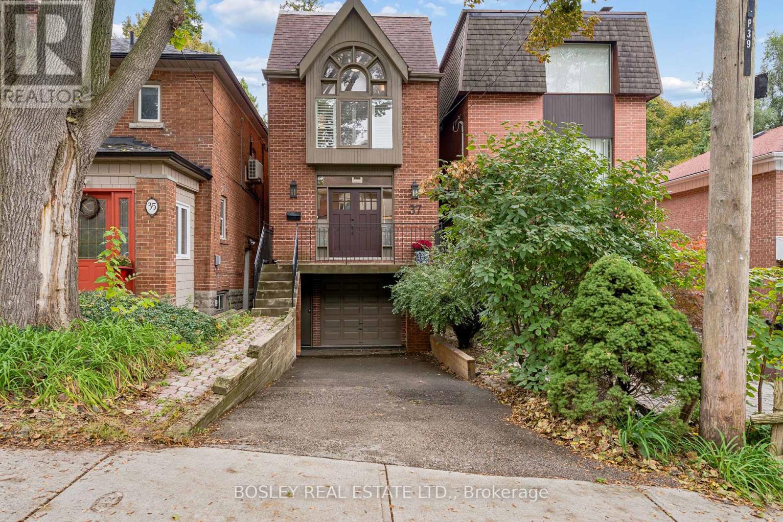 37 Hillsview Avenue, Toronto, Ontario  M6P 1J4 - Photo 49 - W14012380