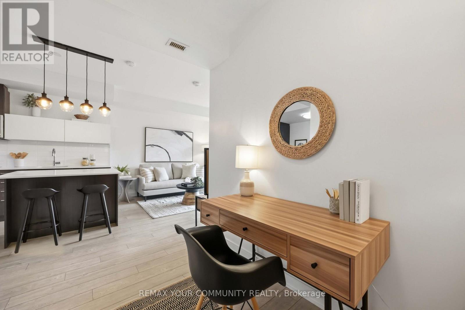 310 - 1 Neighbourhood Lane, Toronto (Stonegate-Queensway), Ontario  M8Y 0C2 - Photo 23 - W14013444
