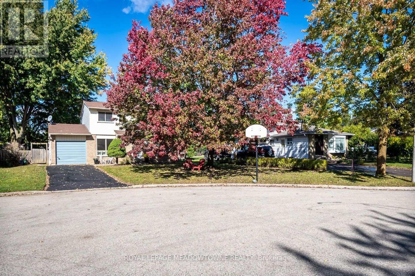 855 Governors Court, Milton, Ontario  L9T 3W6 - Photo 3 - W14013534