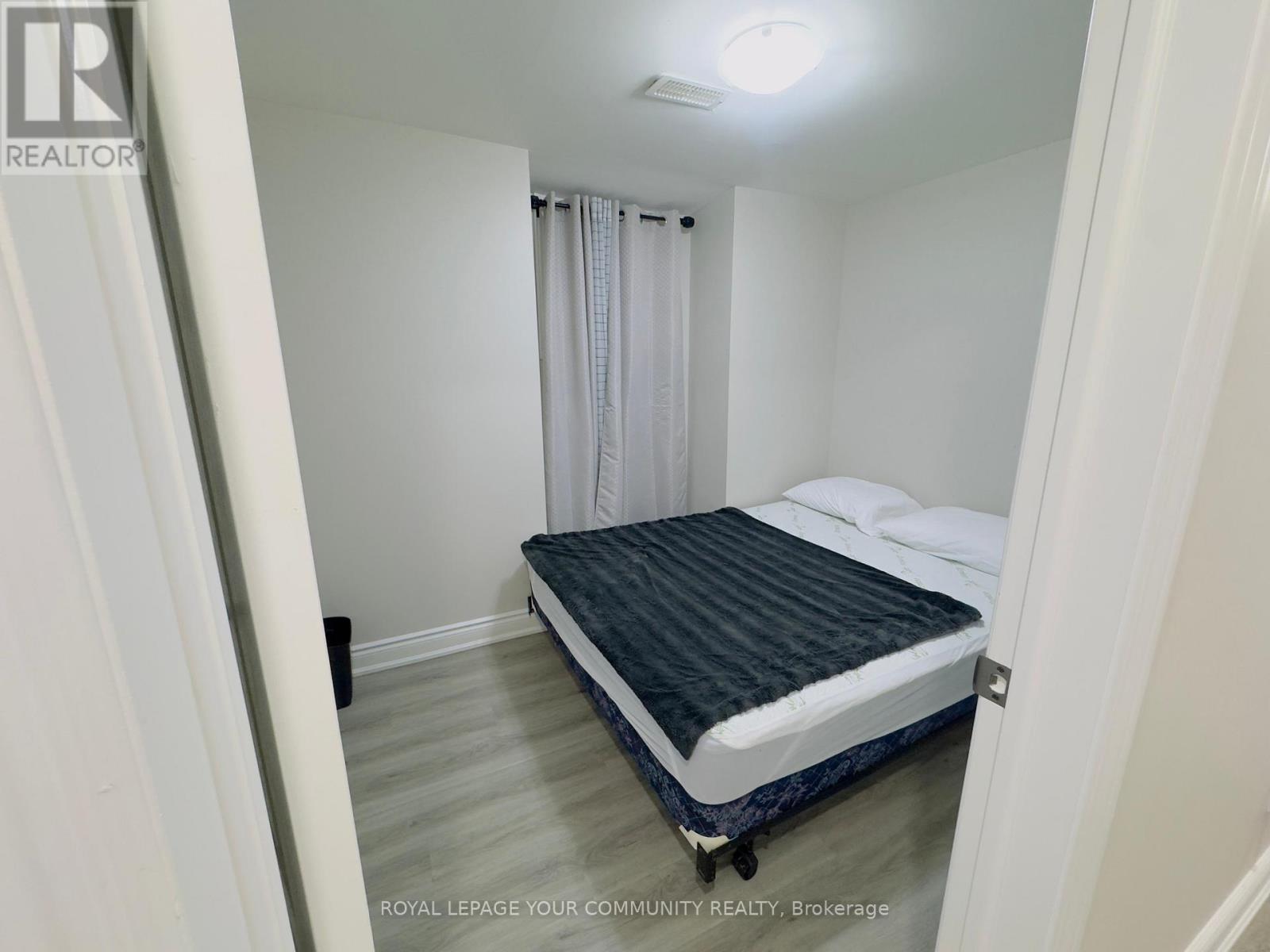 Bsmt - 24 Nasmith Street, Brampton, Ontario  L6S 4Y8 - Photo 10 - W14013840