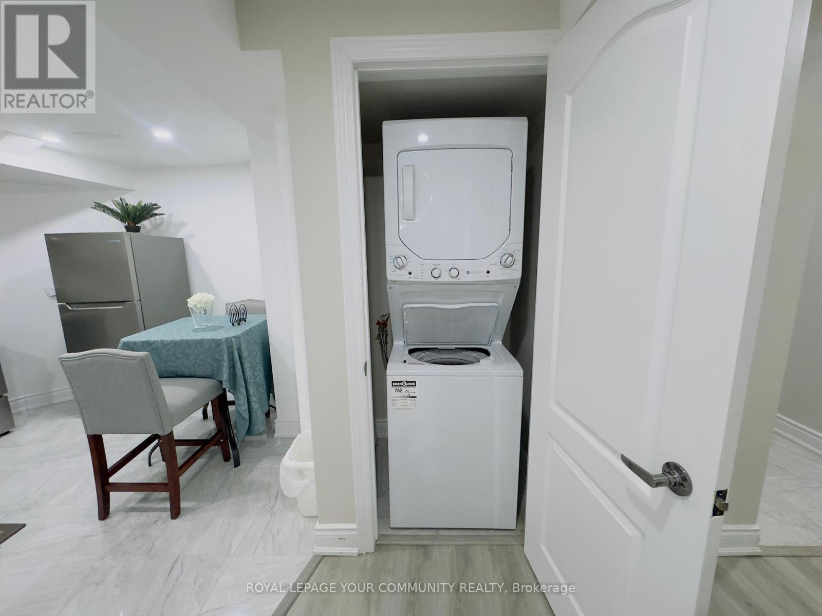 Bsmt - 24 Nasmith Street, Brampton, Ontario  L6S 4Y8 - Photo 11 - W14013840