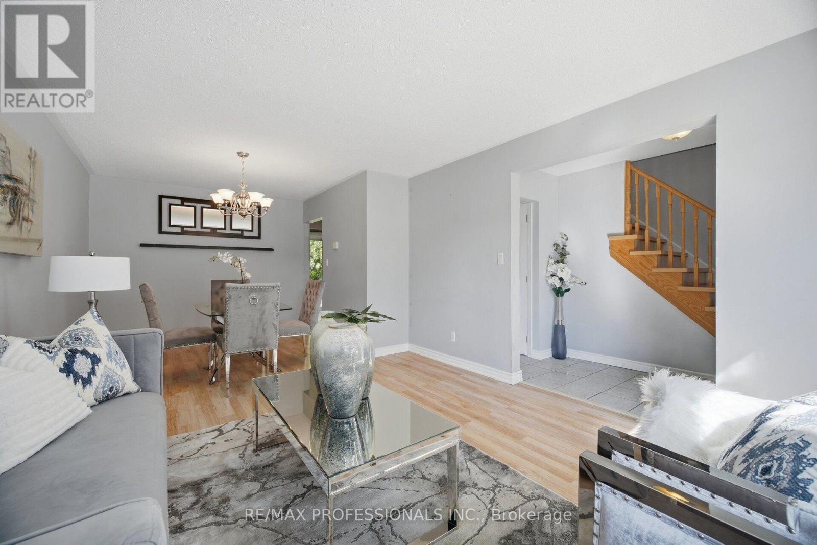 62 Edilou Drive, Toronto, Ontario  M8W 4B3 - Photo 10 - W14013922