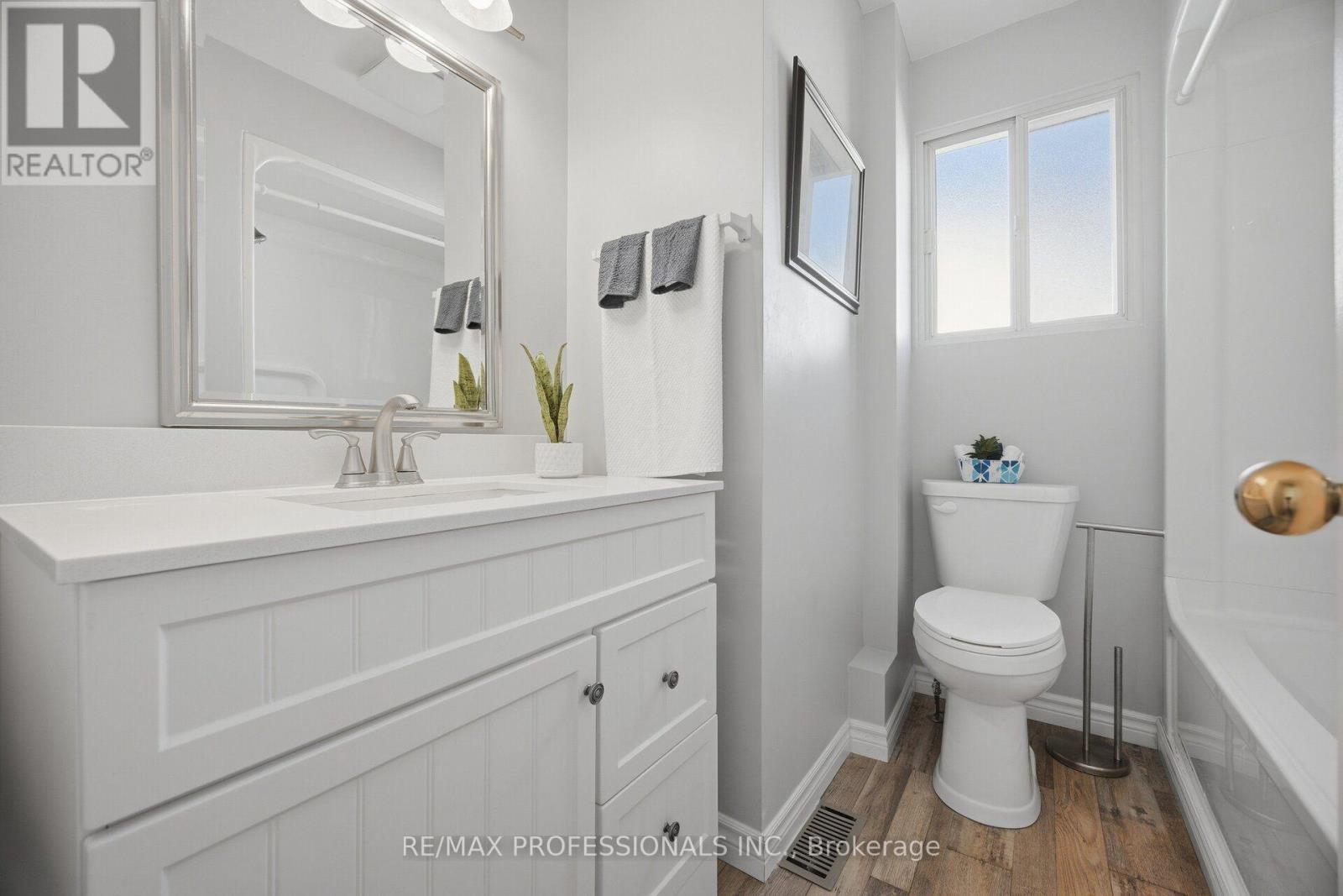 62 Edilou Drive, Toronto, Ontario  M8W 4B3 - Photo 31 - W14013922