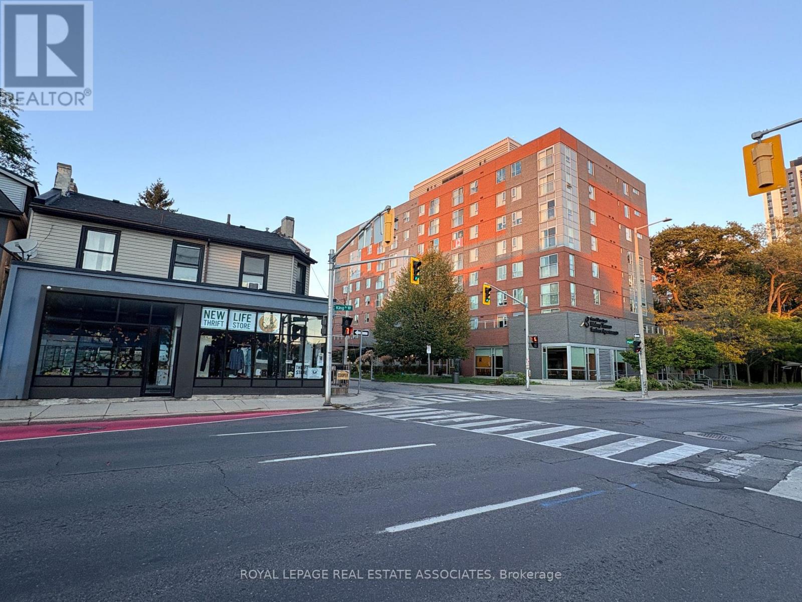 428 King Street W, Hamilton, Ontario  L8P 1B7 - Photo 2 - X14014218