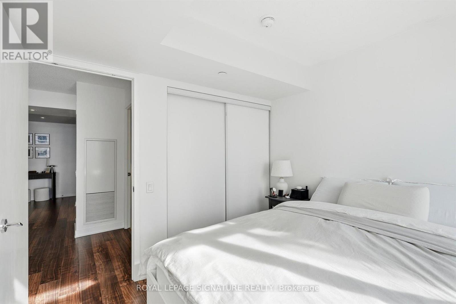 2115 - 70 Queens Wharf Road, Toronto, Ontario  M5V 0J2 - Photo 13 - C14007230