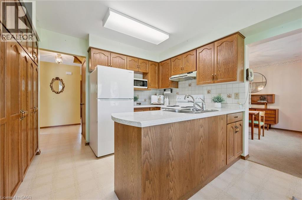 42 Mitton Place, Kitchener, Ontario N2R 1B4 - Photo 15 - 40867327