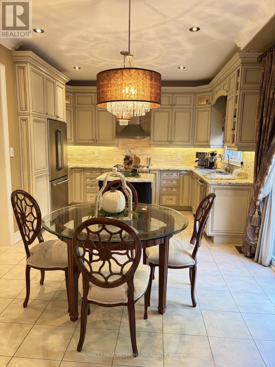 53 Trinita Avenue, Vaughan, Ontario  L4H 3J8 - Photo 12 - N13853846