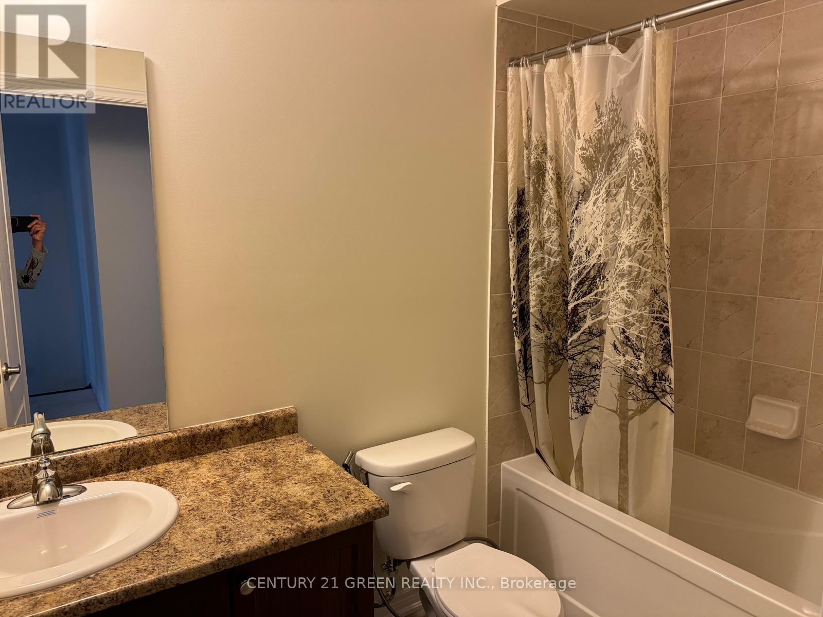 #1 (Main & 2nd Floor) - 100 Lanark Circle, Brampton, Ontario  L6X 5L4 - Photo 15 - W13804674