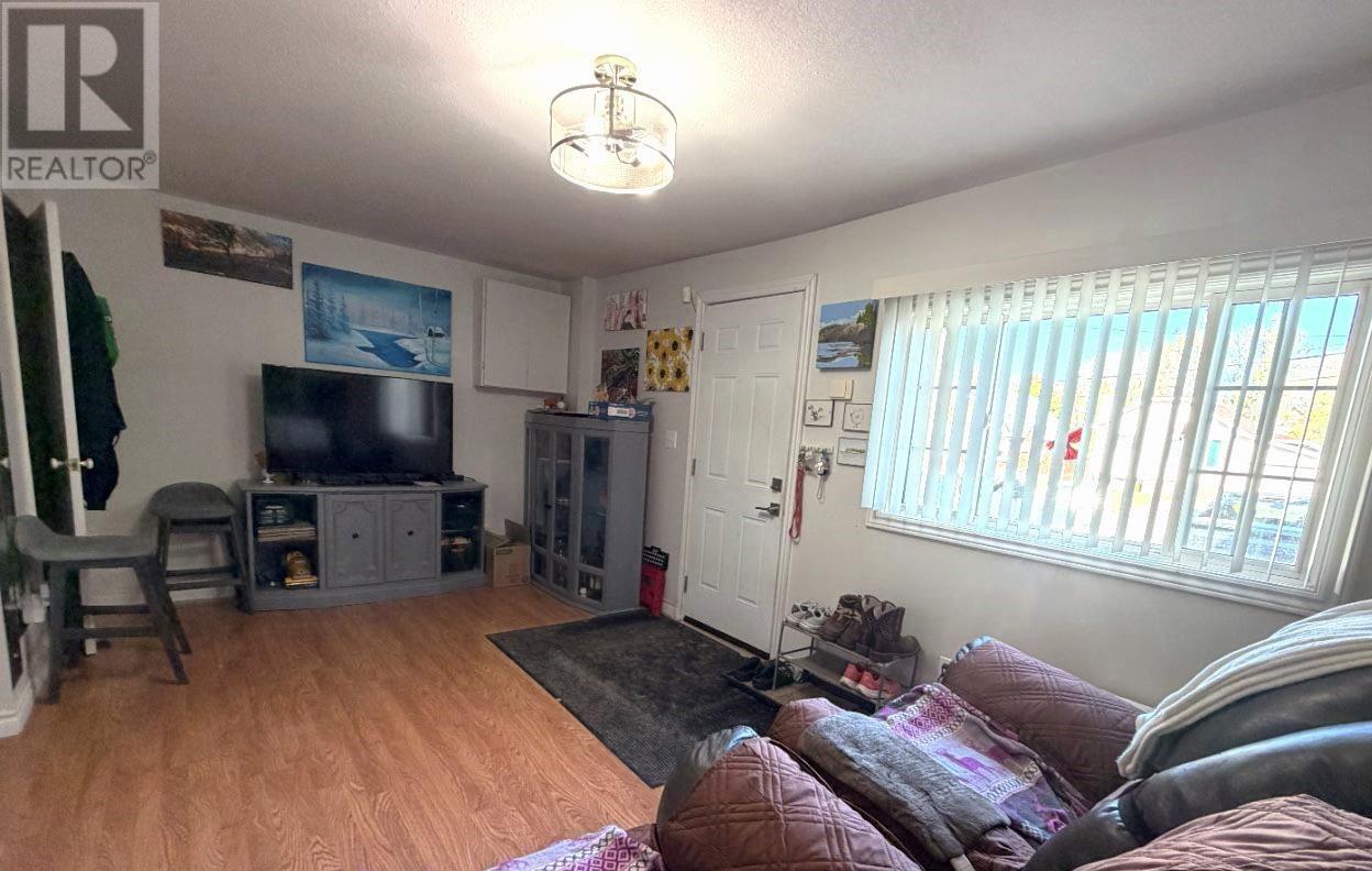 24 Pardee Ave, Sault Ste. Marie, Ontario  P6B 1V8 - Photo 11 - SM262852