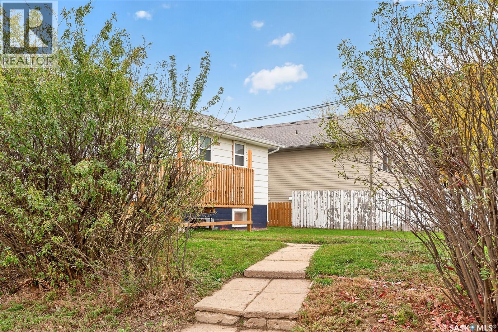506 Lillooet Street W, Moose Jaw, Saskatchewan  S6H 4Z5 - Photo 47 - SK050916