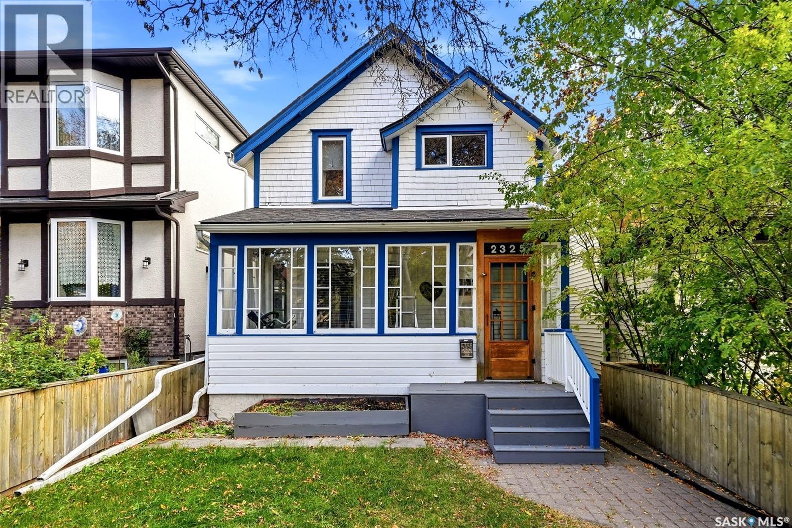 2325 CAMERON STREET, regina, Saskatchewan