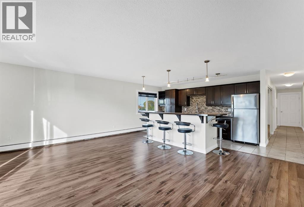 301, 2987 Dunmore Road SE