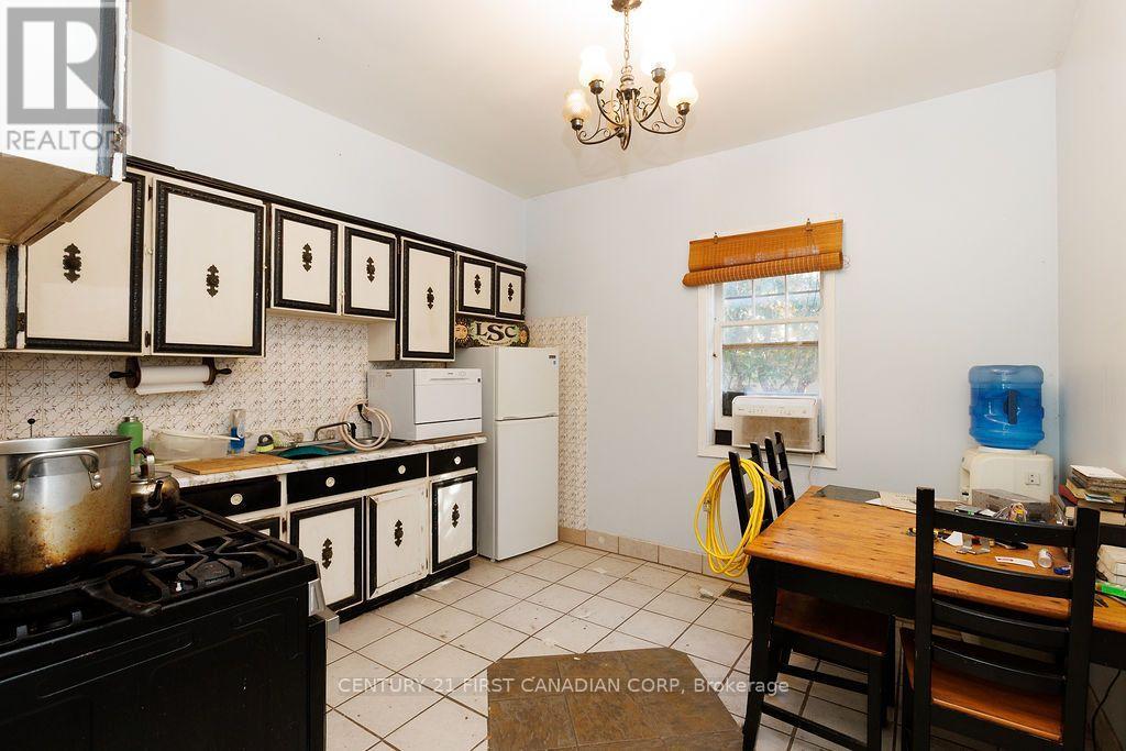 13 Springbank Drive, London South, Ontario  N6J 1E1 - Photo 16 - X14014374