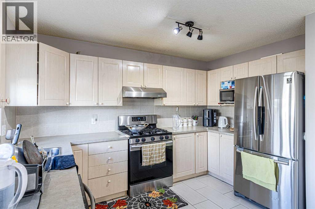 340 Taradale Drive NE, Calgary, Alberta  T3J 4N9 - Photo 10 - A2351685