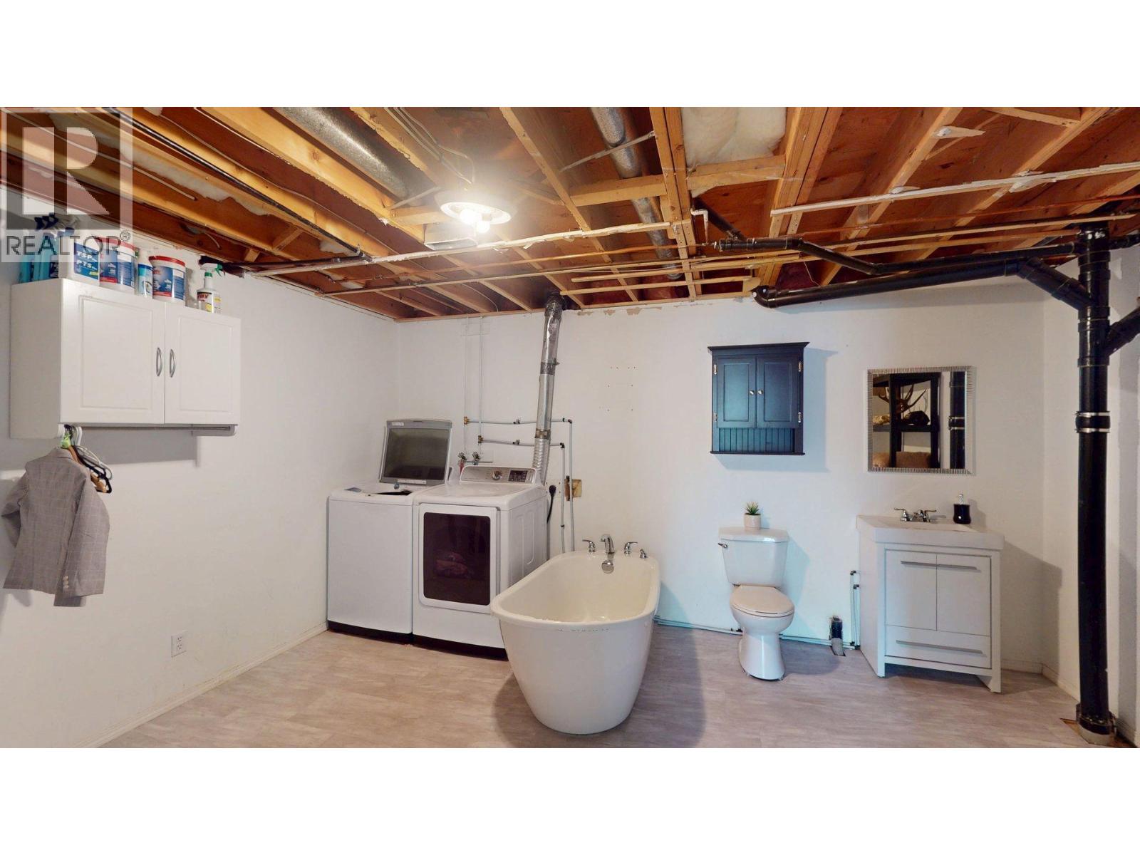 1237 Pinyon Road