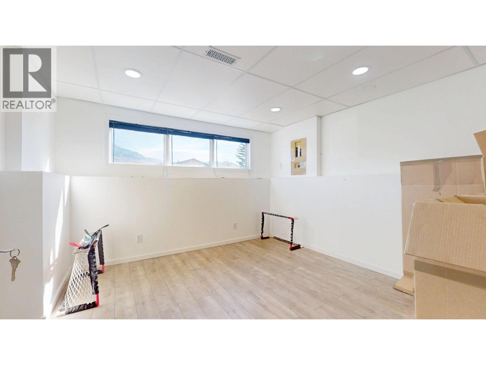 1237 Pinyon Road