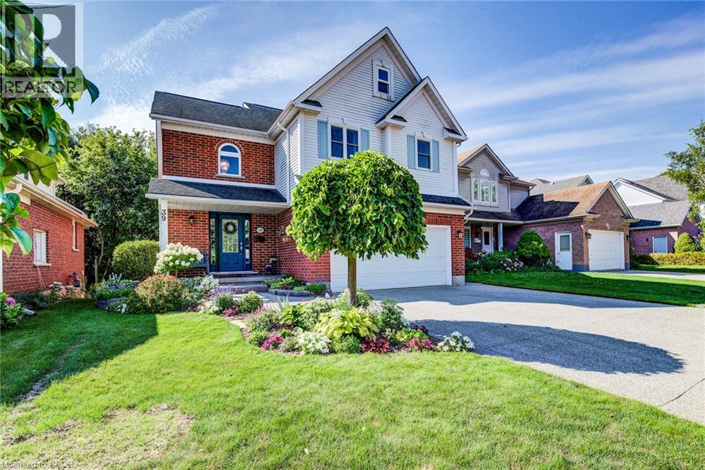 39 Oliver Court SE, Kitchener, Ontario  N2N 3E7 - Photo 2 - 40870642