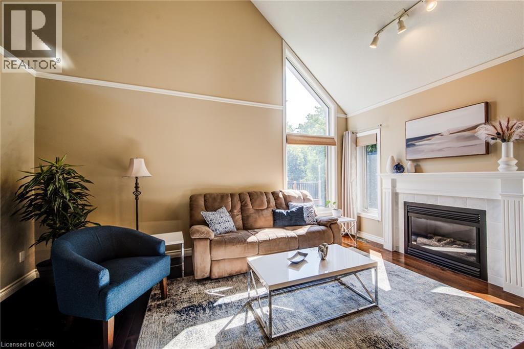 39 Oliver Court SE, Kitchener, Ontario  N2N 3E7 - Photo 8 - 40870642