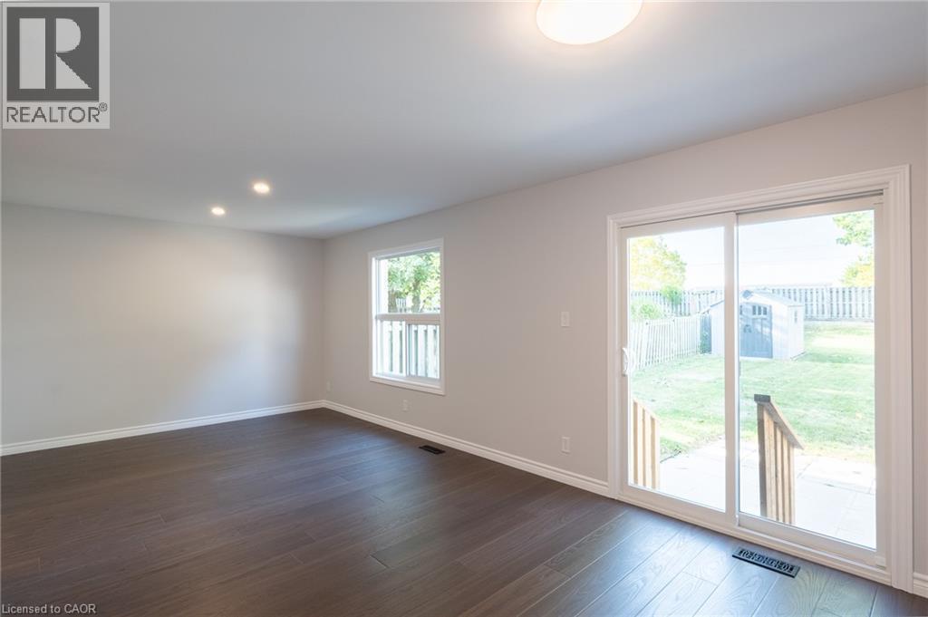 537b Barwick Crescent, Waterloo, Ontario  N2K 3P4 - Photo 12 - 40870759
