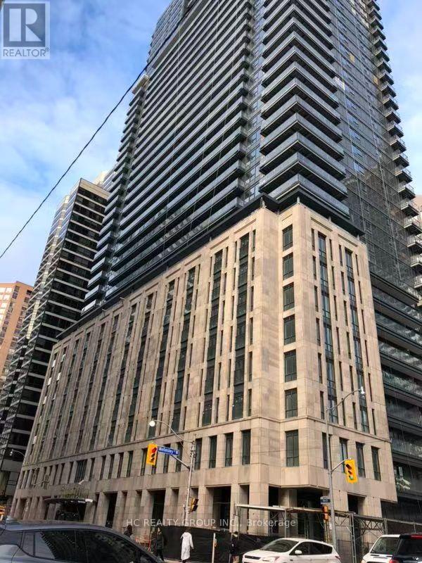 327 - 955 BAY STREET