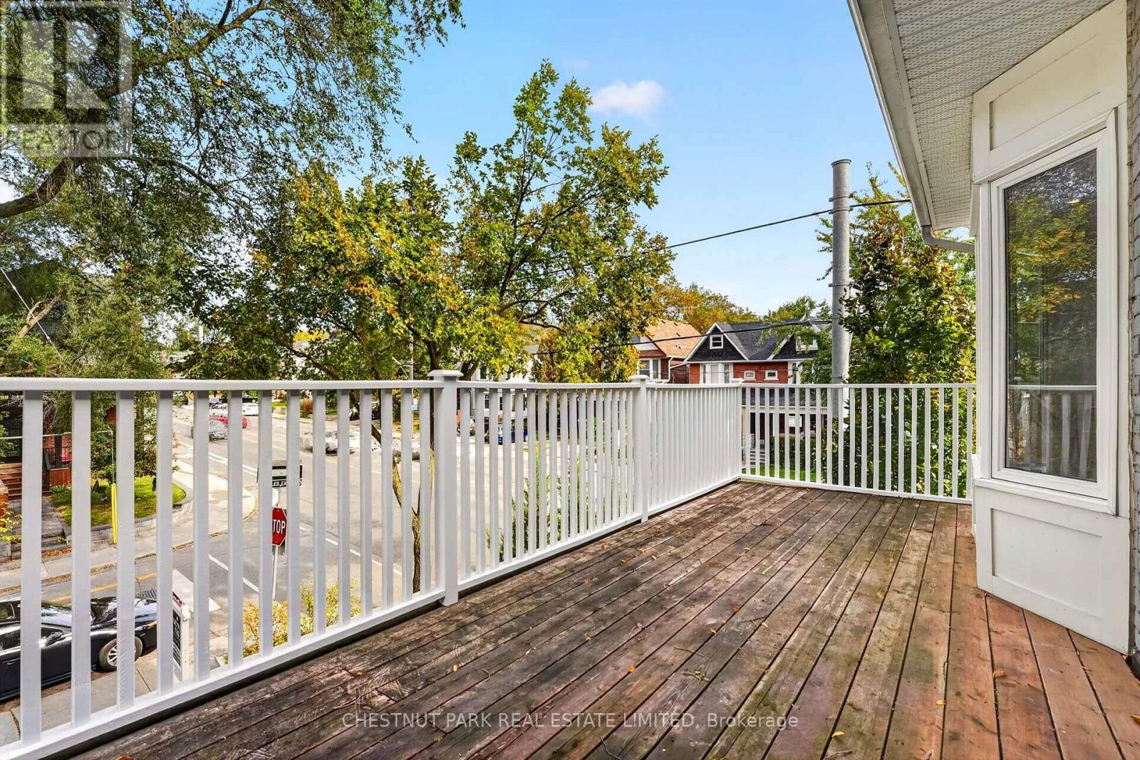 111 Dixon Avenue, Toronto (The Beaches), Ontario  M4L 1N8 - Photo 10 - E14016550