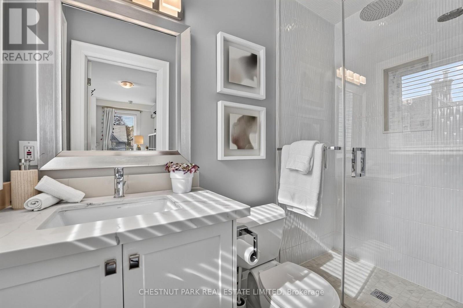 111 Dixon Avenue, Toronto (The Beaches), Ontario  M4L 1N8 - Photo 14 - E14016550