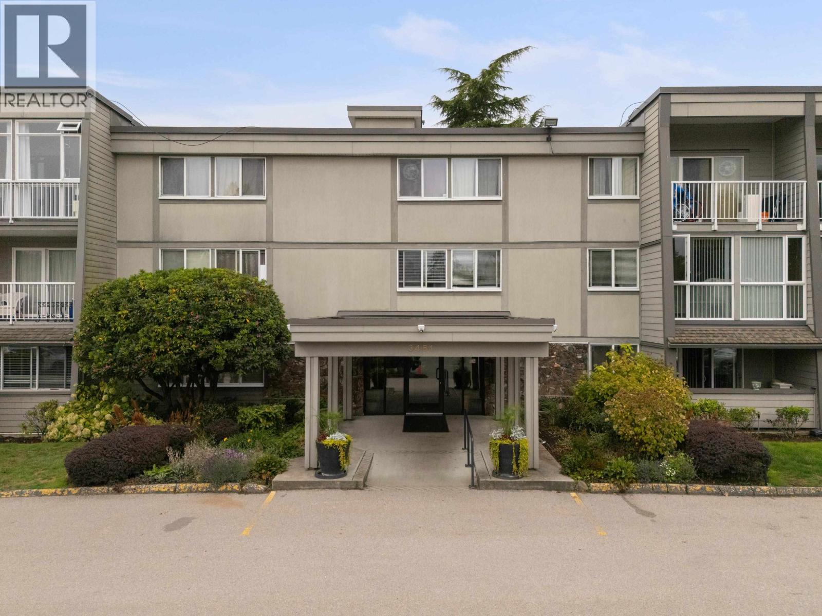 206 3451 SPRINGFIELD DRIVE, Richmond, British Columbia
