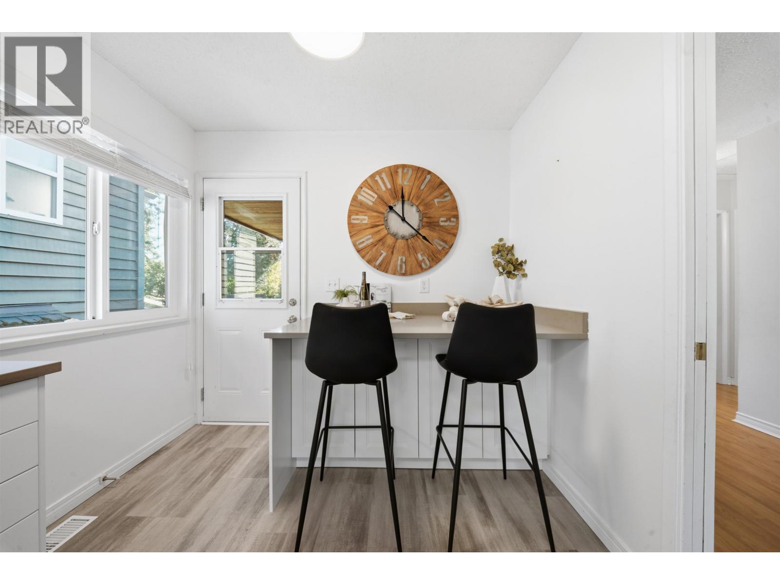 1825 Peters Road, North Vancouver, British Columbia  V7Y 1Y7 - Photo 11 - R3174537