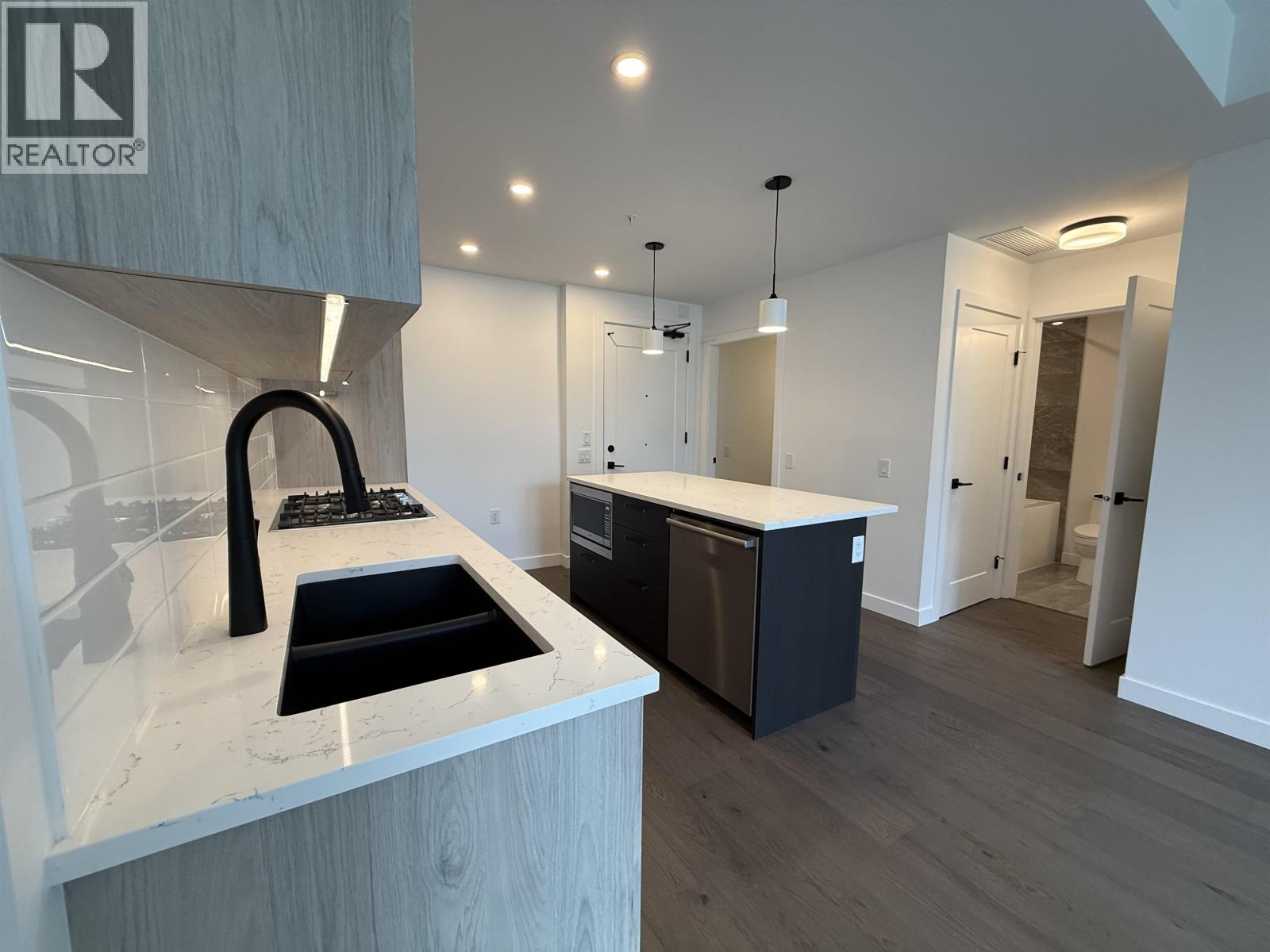 208 6859 Cambie Street, Vancouver, British Columbia  V6P 3H1 - Photo 6 - R3174538