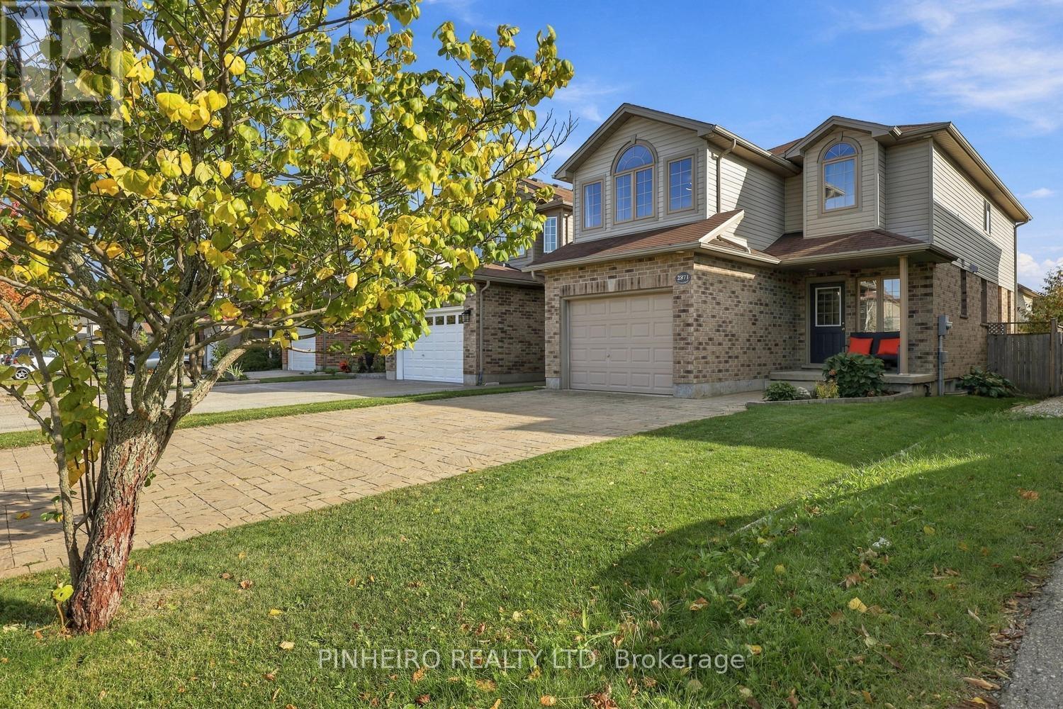 2871 Lemieux Walk, London South, Ontario  N6L 0A9 - Photo 2 - X14015676