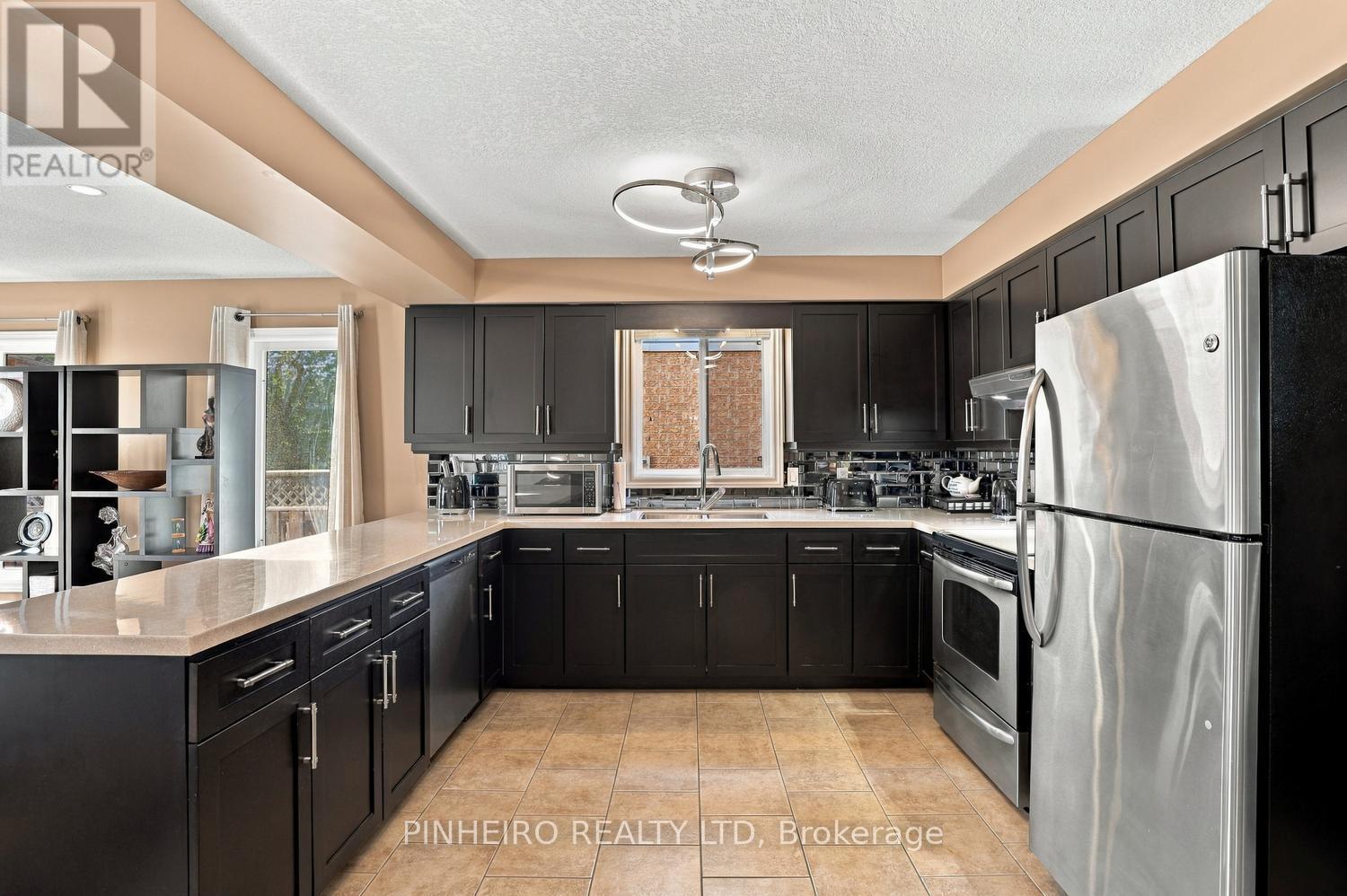 2871 Lemieux Walk, London South, Ontario  N6L 0A9 - Photo 8 - X14015676