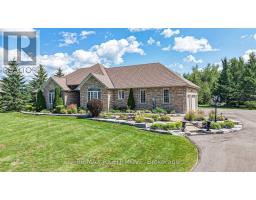 1043 HURLWOOD LANE, Severn, Ontario