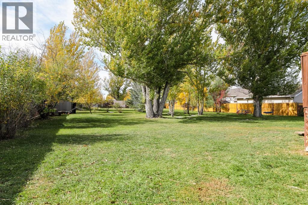 222 S 3 Street W Magrath Alberta Canada T0K1J0 4