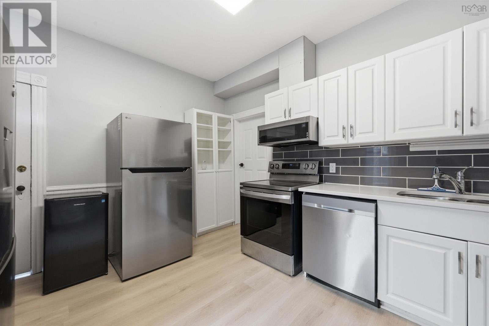 2512 Oxford Street, Halifax Peninsula, Nova Scotia  B3L 2T4 - Photo 18 - 202625713