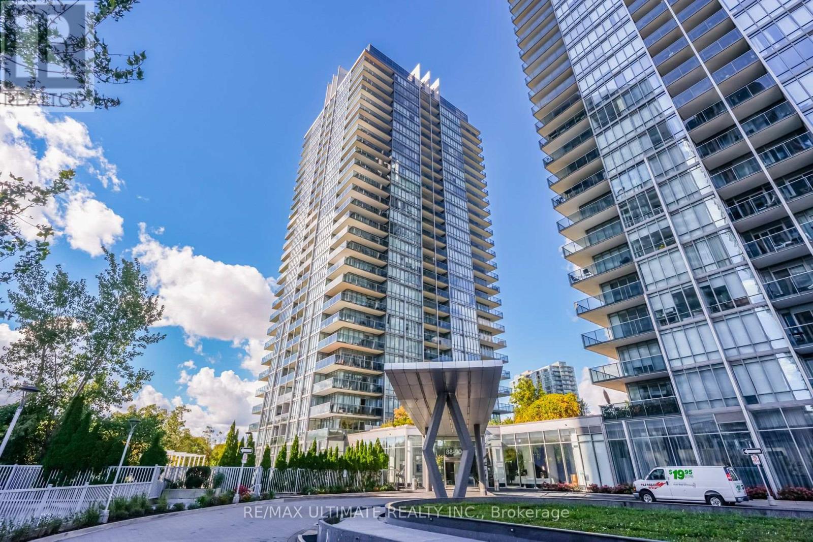 602 - 90 PARK LAWN ROAD
