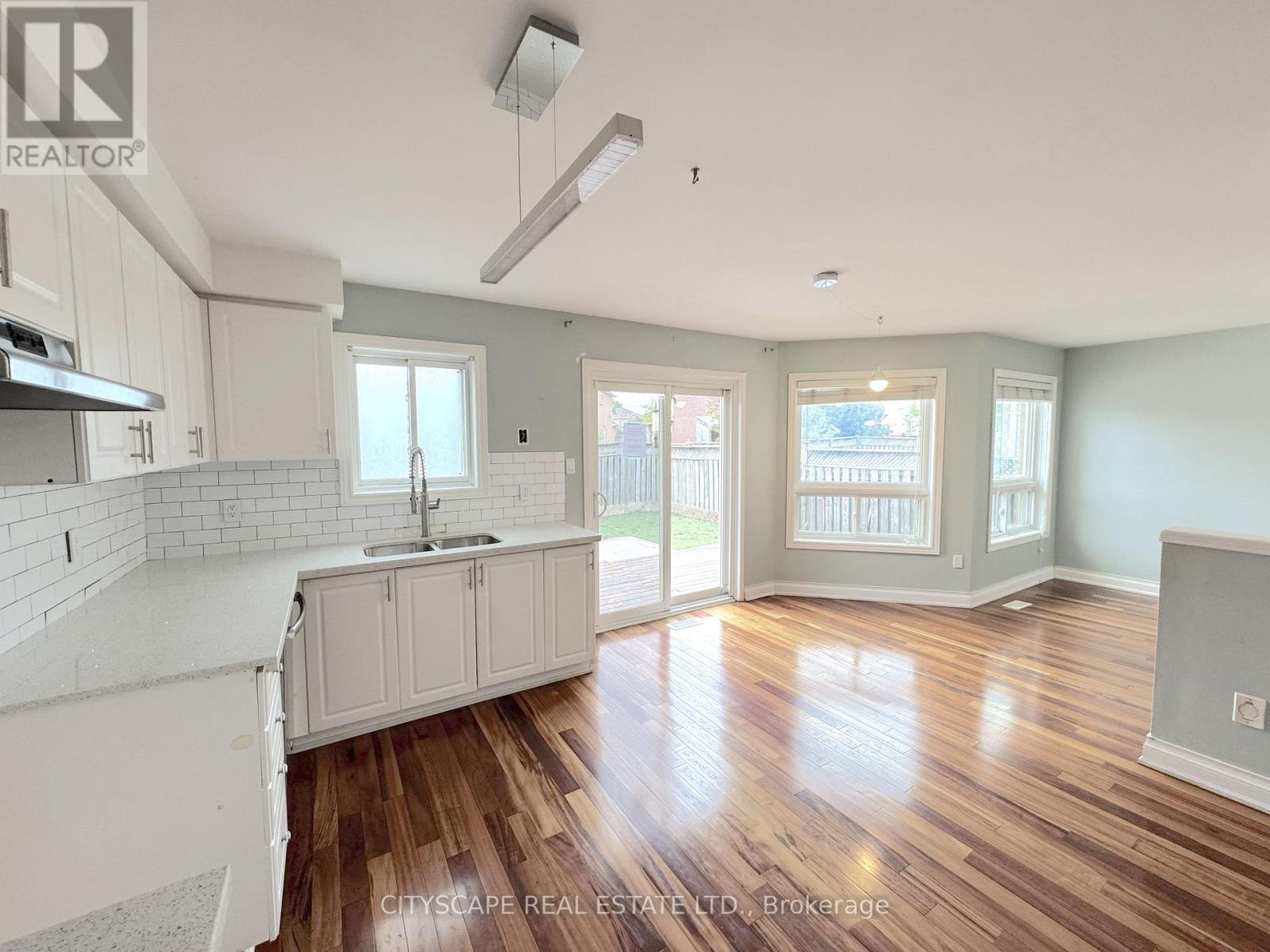 8 Safari Court, Brampton (Snelgrove), Ontario  L7A 1G8 - Photo 15 - W14015730