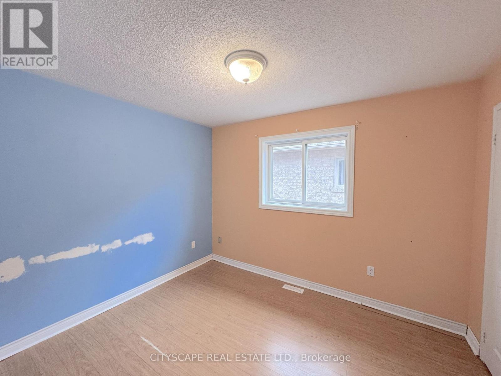 8 Safari Court, Brampton (Snelgrove), Ontario  L7A 1G8 - Photo 26 - W14015730