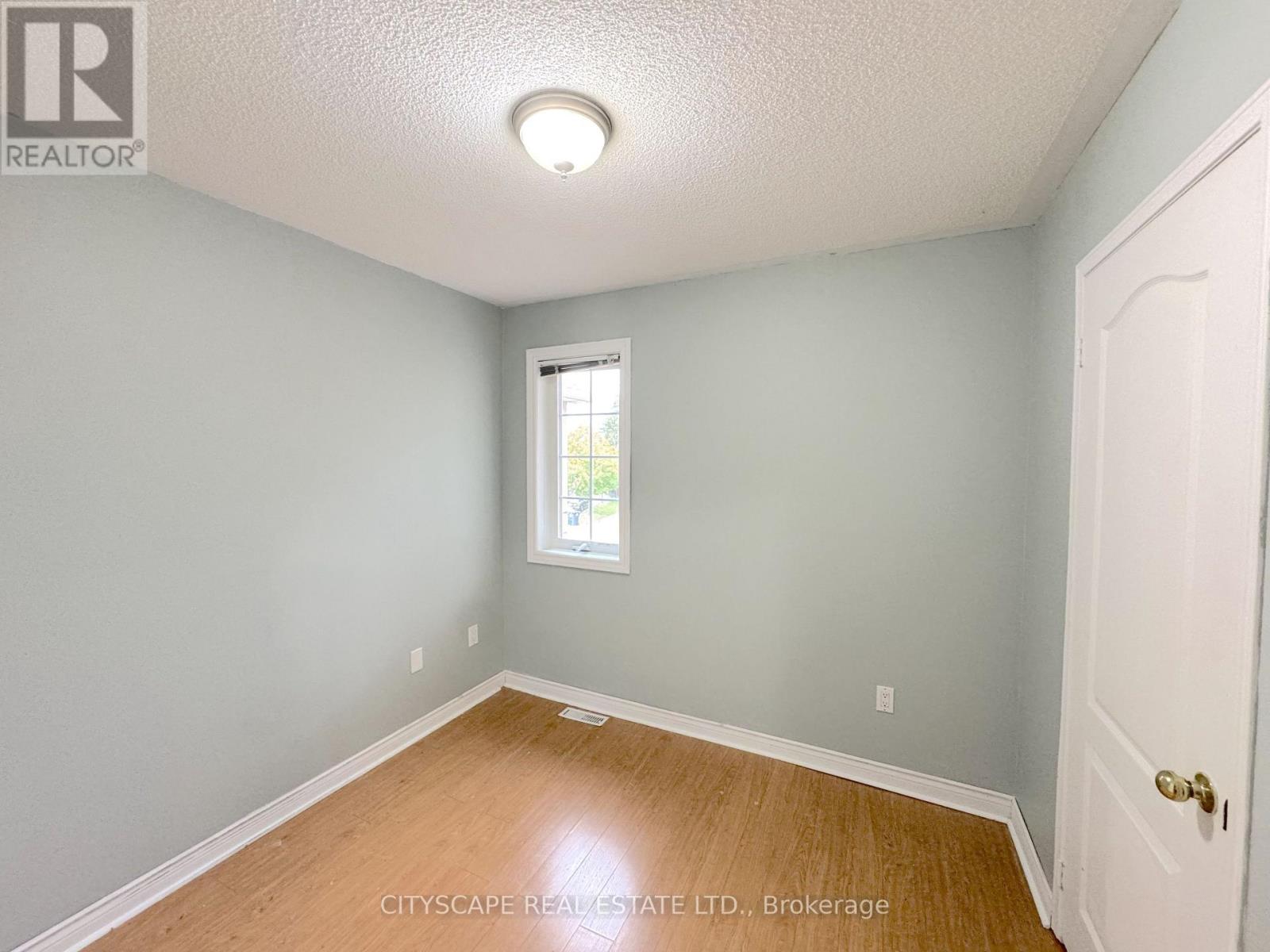 8 Safari Court, Brampton (Snelgrove), Ontario  L7A 1G8 - Photo 32 - W14015730